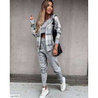 Вязаный костюм с кардиганом